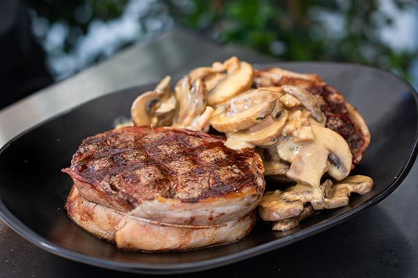 Filet Mignon With Mushroom Sauce