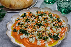 Puffy Bread With Capsicum Dip