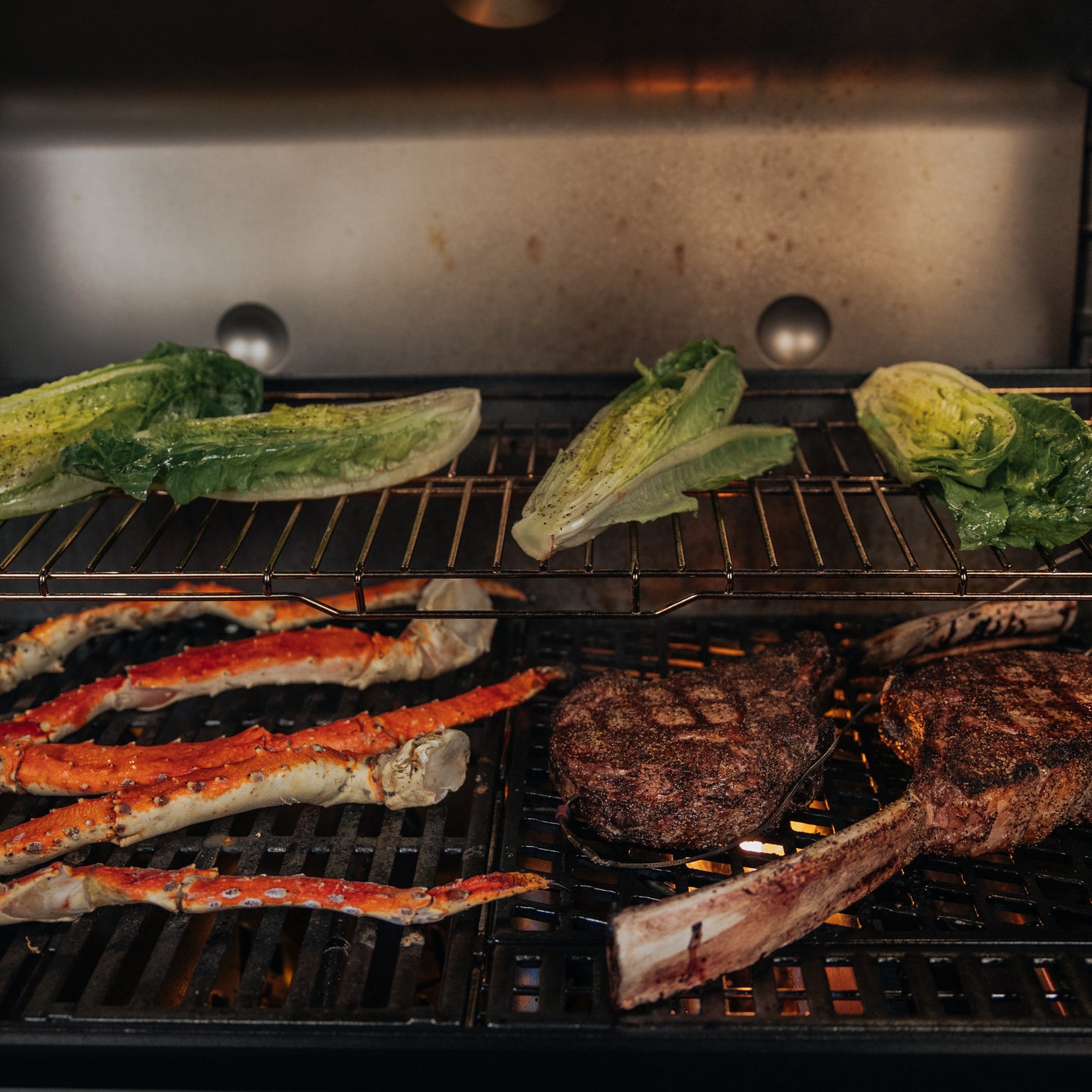 Genesis® E-360 Built-In Gas Barbecue (Natural Gas)
