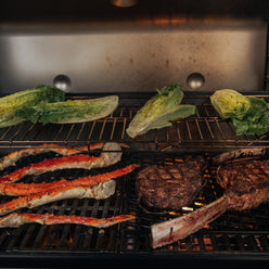 Genesis® E-360 Built-In Gas Barbecue (Natural Gas)