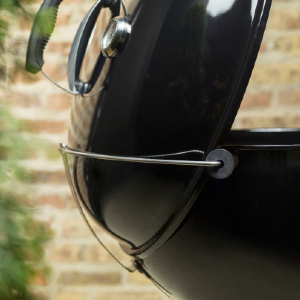 Tuck-Away Lid Holder