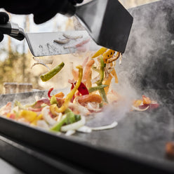 Slate™ 3-Burner Premium Griddle (30") LPG