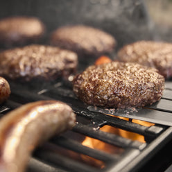 Spirit® E-325 3-Burner Gas Barbecue (Natural Gas)