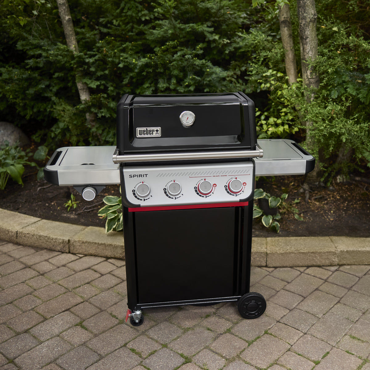 Spirit® E-435 4-Burner Gas Barbecue (Natural Gas)