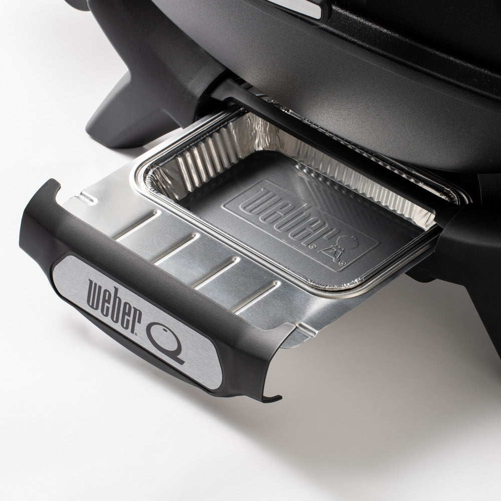 Front facing grease tray