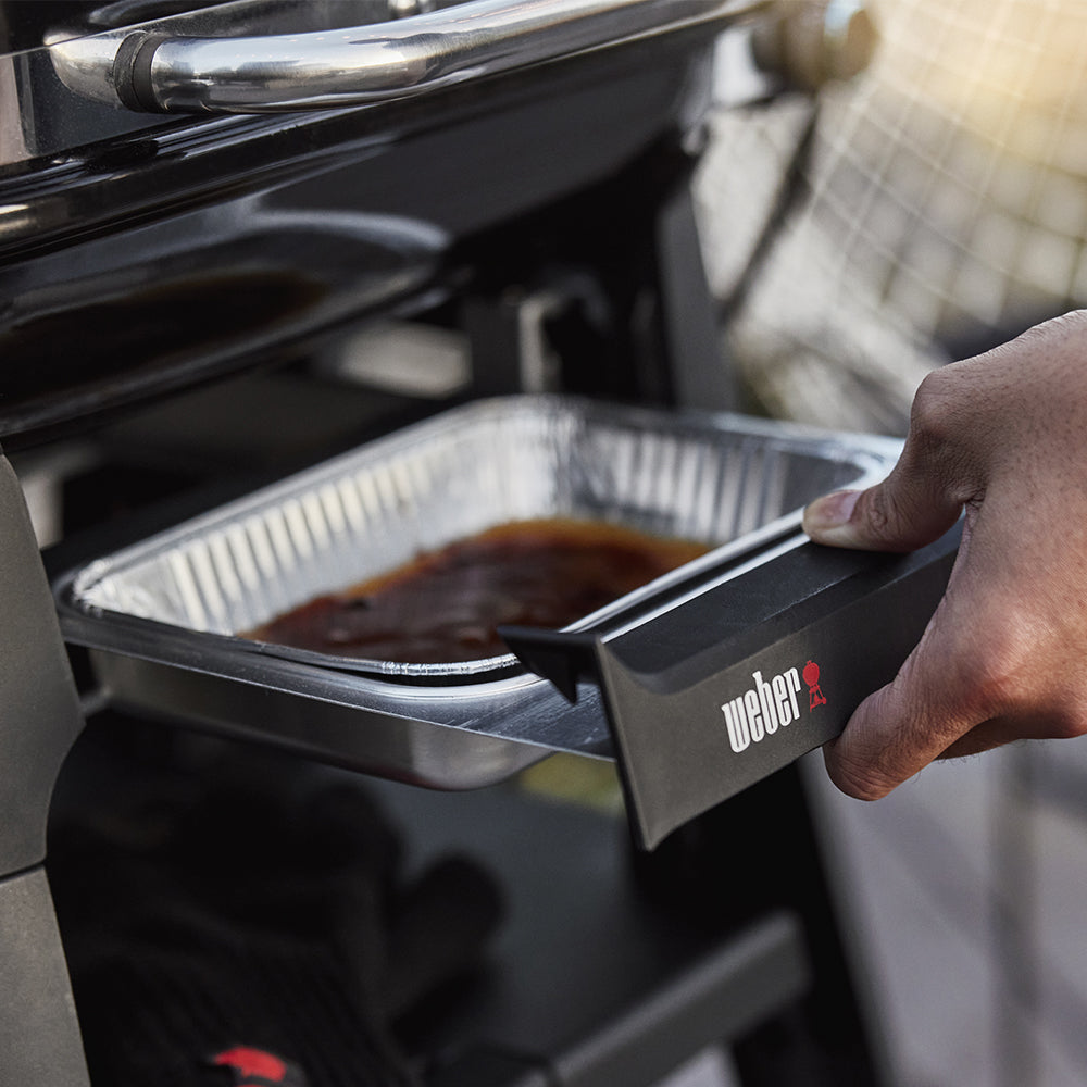 Front-Facing Grease Tray